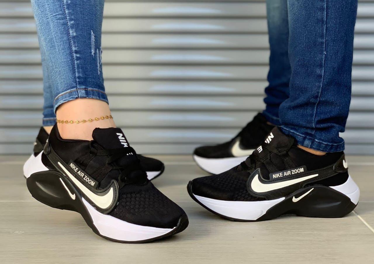 Combo tenis NikE Zoom mas pantaloneta